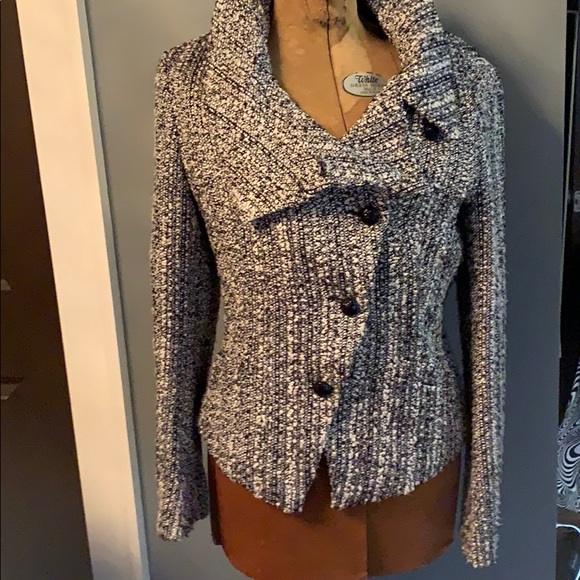 Escada jacket - Picture 1 of 6
